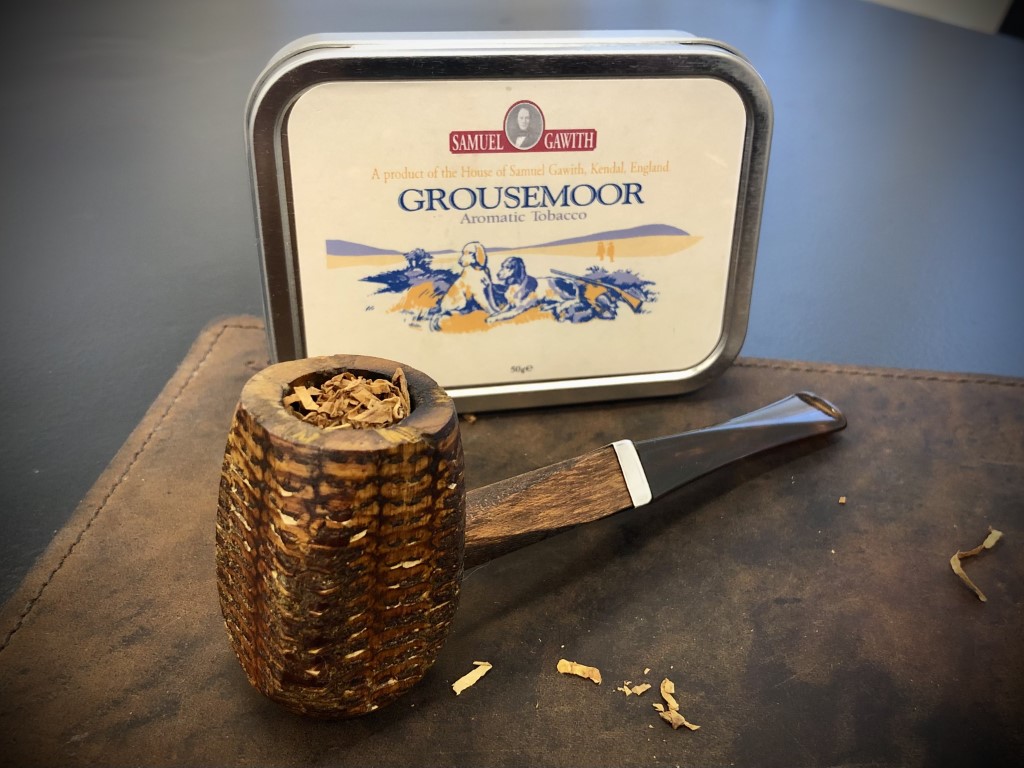 Missouri Meerschaum Diamondback corn cob pipe; Grousemoor pipe tobacco