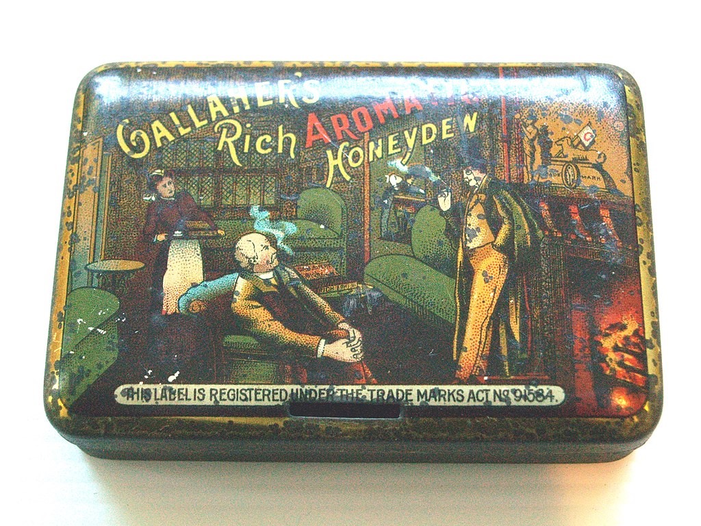 Old tin of Gallaher's Rich Aromatic Honeydew